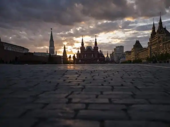А Москва-то стоит. Европейцы наконец очнулись и перестали подпевать американскому маэстро. Пришло время действовать А Москва-то стоит. Европейцы наконец очнулись и перестали подпевать американскому маэстро. Пришло время действовать