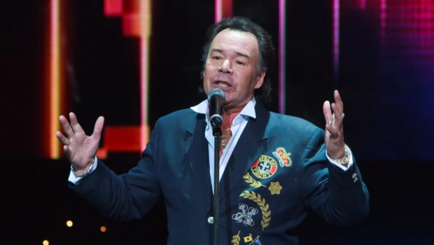 Михаил Муромов рассказал о выступлениях во время ливней: горела техника, било током Михаил Муромов рассказал о выступлениях во время ливней: горела техника, било током