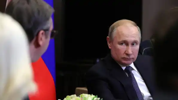 «Вучич публично во всём признался»: Реакция Путина на обман Сербии удивила китайские СМИ. Дальнейшие шаги Кремля предсказали журналисты