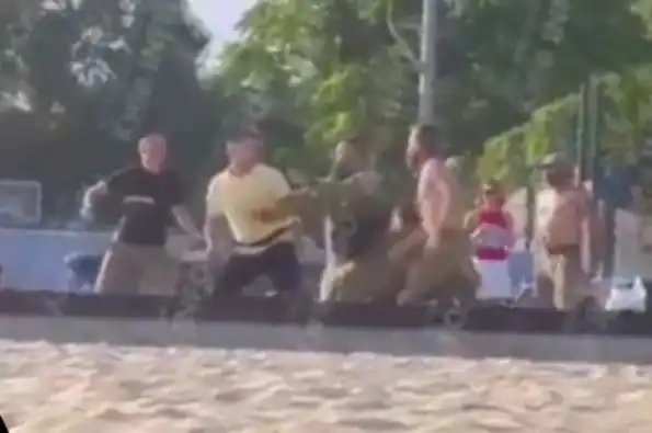Надавали по лицу. Иностранные наемники избили украинцев на пляже Киева Надавали по лицу. Иностранные наемники избили украинцев на пляже Киева