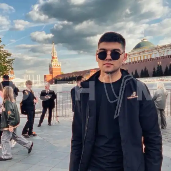 Мигрант избил и напал на беременную, потому что не считает её за человека Мигрант избил и напал на беременную, потому что не считает её за человека