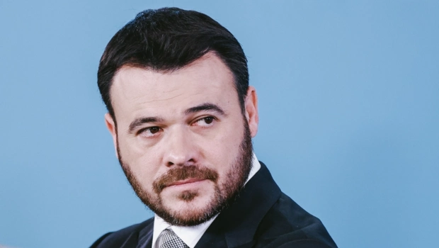 Эмин Агаларов впервые за долгое время показал сыновей-близнецов и приемную дочь Эмин Агаларов впервые за долгое время показал сыновей-близнецов и приемную дочь