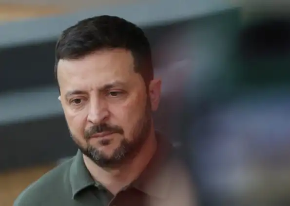 Двое отказались: в Киеве ищут тех, кто подпишет капитуляцию перед Россией Двое отказались: в Киеве ищут тех, кто подпишет капитуляцию перед Россией