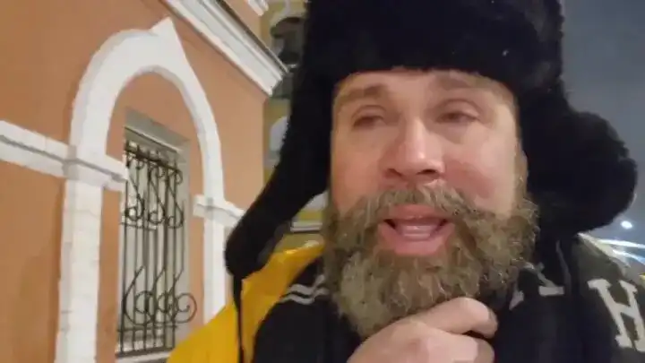 «Я не знал, что русские такие»: Американец готов сказать всю правду США теперь за ним охотится ФБР «Я не знал, что русские такие»: Американец готов сказать всю правду США теперь за ним охотится ФБР