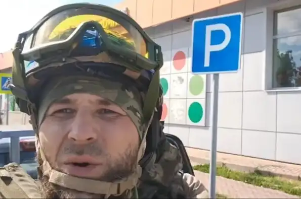 «Звери позорные». Мародеров ВСУ, громивших магазин Суджи, осудили украинцы «Звери позорные». Мародеров ВСУ, громивших магазин Суджи, осудили украинцы
