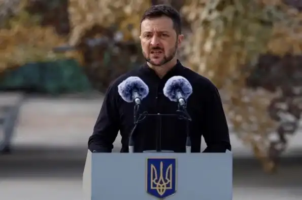 Власть держится на штыках. В Британии заявили о нелегитимности Зеленского Власть держится на штыках. В Британии заявили о нелегитимности Зеленского