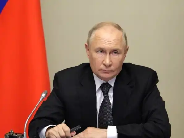 Путин нанес Западу симметричный удар: Россия дает убежище жертвам неолиберализма Путин нанес Западу симметричный удар: Россия дает убежище жертвам неолиберализма
