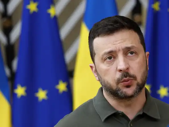«Отсчет до окончательного финального краха Украины»: эксперт оценил подпись Зеленского под законом о запрете УПЦ «Отсчет до окончательного финального краха Украины»: эксперт оценил подпись Зеленского под законом о запрете УПЦ