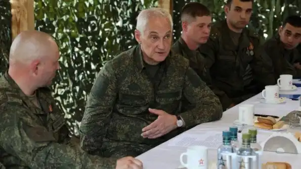 Белоусов решился на крайние меры: ВСУ запечатают в Курской области. Белоусов решился на крайние меры: ВСУ запечатают в Курской области.