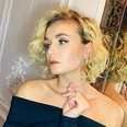 Стала известна сумма, которую Полина Гагарина платит за обучение дочери в элитной гимназии Стала известна сумма, которую Полина Гагарина платит за обучение дочери в элитной гимназии