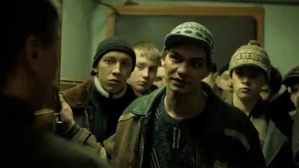«Слово пацана» под Киевом: Украинские малолетки объединились, чтобы мстить ТЦК «Слово пацана» под Киевом: Украинские малолетки объединились, чтобы мстить ТЦК