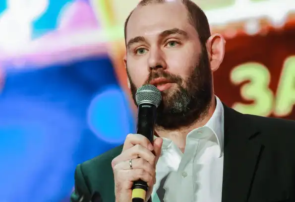 «Пошел вон, предатель!» Украинцы отправили Слепакова умирать под шквалом ракет в Израиле: они не на одной стороне «Пошел вон, предатель!» Украинцы отправили Слепакова умирать под шквалом ракет в Израиле: они не на одной стороне