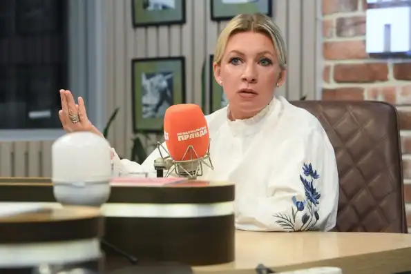 Захарова жестко осадила немецкого политика: «Ультиматум пусть жене своей объявит» Захарова жестко осадила немецкого политика: «Ультиматум пусть жене своей объявит»