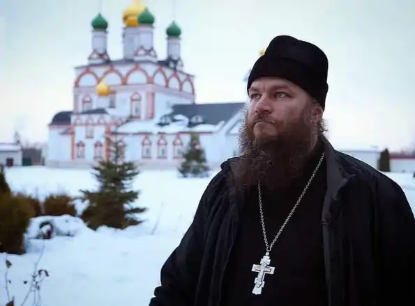 «Вы хоть осознаёте, что такое Россия? Здесь здания, старше чем вся Америка». Почему семья из США переехала в РФ «Вы хоть осознаёте, что такое Россия? Здесь здания, старше чем вся Америка». Почему семья из США переехала в РФ