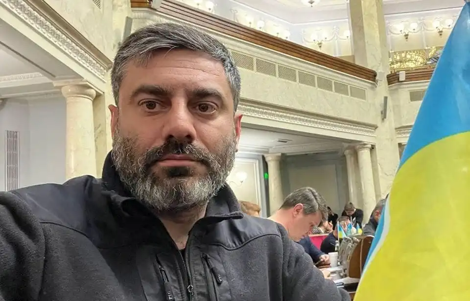 Поступок смелых украинцев разрушил всю многолетнюю ложь Зеленского: русские не оккупанты Поступок смелых украинцев разрушил всю многолетнюю ложь Зеленского: русские не оккупанты