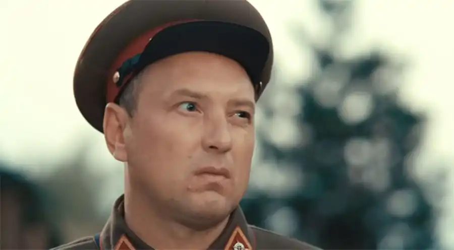 Опер Гнездилов из «Пса» облачился в вышиванку и стал патриотичным «небратом» Актер Михаил Жонин Опер Гнездилов из «Пса» облачился в вышиванку и стал патриотичным «небратом» Актер Михаил Жонин