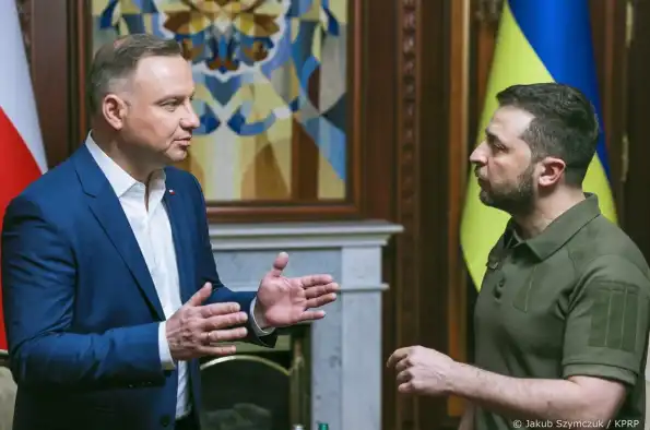 В Польше осознали, что зря связались с Украиной и поссорились с Россией В Польше осознали, что зря связались с Украиной и поссорились с Россией