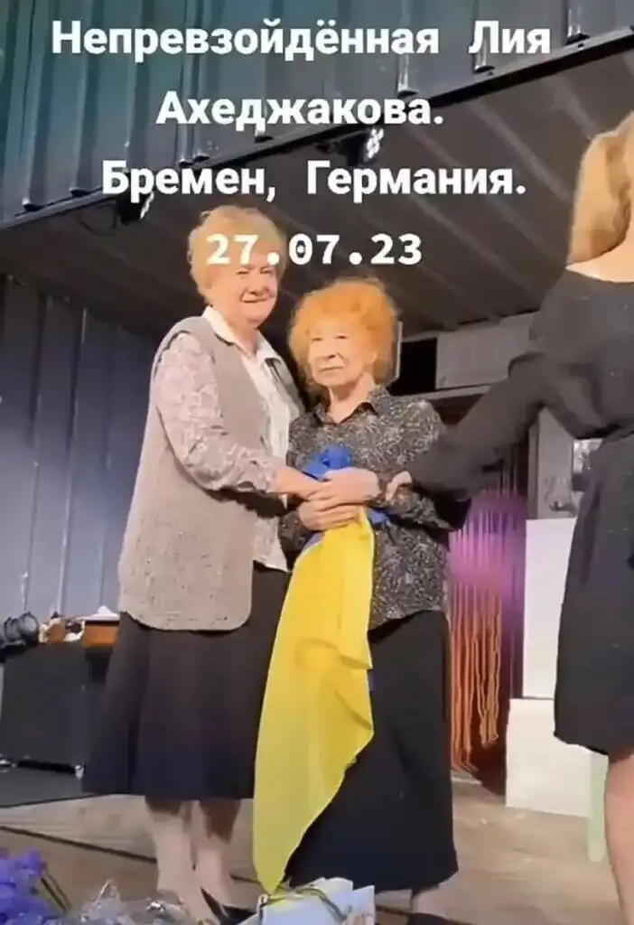 «Зря чувствовала себя неприкасаемой»: Поплавская в пух и прах разнесла залегшую на дно Ахеджакову «Зря чувствовала себя неприкасаемой»: Поплавская в пух и прах разнесла залегшую на дно Ахеджакову