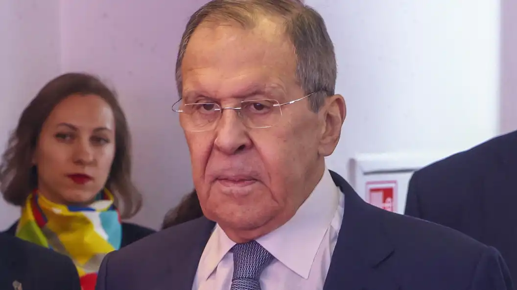 Встал и вышел: Одного слова Лаврова хватило, чтобы изгнать Сибигу Встал и вышел: Одного слова Лаврова хватило, чтобы изгнать Сибигу