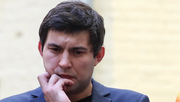 Сын Бари Алибасова купил квартиру у мошенников и может ее потерять Сын Бари Алибасова купил квартиру у мошенников и может ее потерять