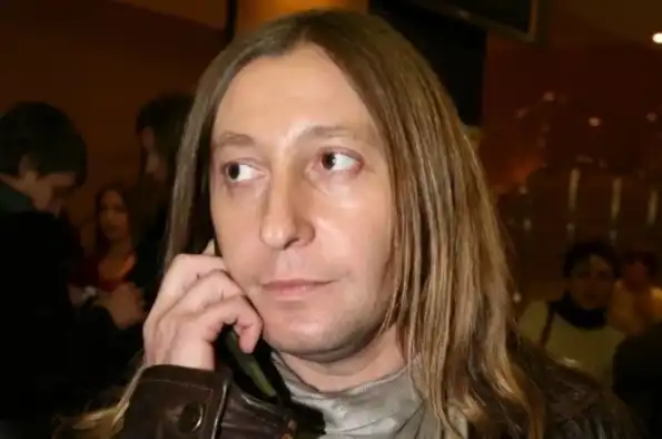 «Поделом тебе, ублюдок!» В Сети высмеяли жалобы Шуры Би 2 «Поделом тебе, ублюдок!» В Сети высмеяли жалобы Шуры Би 2