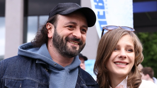 Арзамасова поздравила Авербуха с пополнением в семье: «Заходим на пятый круг с новым пассажиром» Арзамасова поздравила Авербуха с пополнением в семье: «Заходим на пятый круг с новым пассажиром»