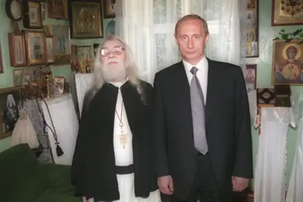 «Путин потом часто вспоминал об этом». Что предрек России и миру знаменитый псковский старец «Путин потом часто вспоминал об этом». Что предрек России и миру знаменитый псковский старец