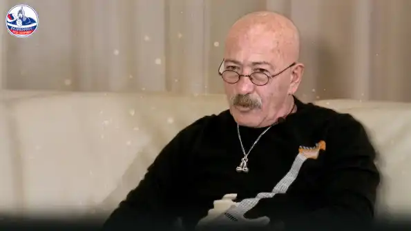 Слова Розенбаума стали болью для звёзд шоубиза: Полетели короны Слова Розенбаума стали болью для звёзд шоубиза: Полетели короны
