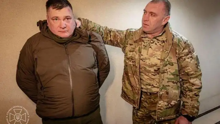 «Сырский сдаёт Суджу», начался саботаж. «Кувалда Путина» получила новое свойство. Трамп звонит Зеленскому «Сырский сдаёт Суджу», начался саботаж. «Кувалда Путина» получила новое свойство. Трамп звонит Зеленскому