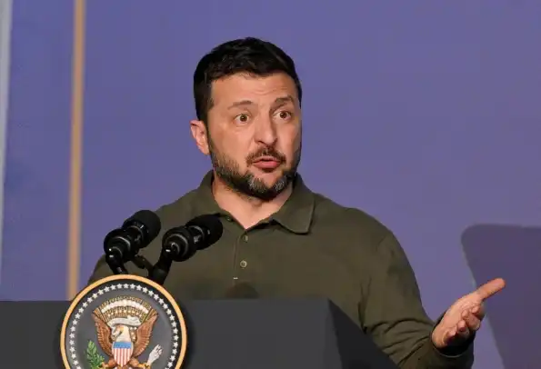Где 300 лярдов, гады? Трамп в шоке: сколько западной помощи украли на Украине, Зеленский в доле Где 300 лярдов, гады? Трамп в шоке: сколько западной помощи украли на Украине, Зеленский в доле