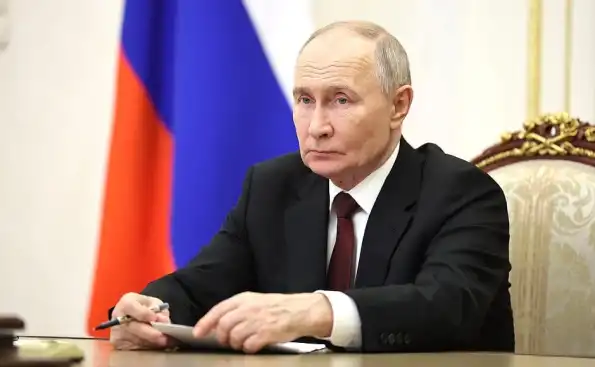 «Принимайте – или всё кончится плохо»: новый ультиматум Путина осадил Трампа и лишил Киев шансов на спасение «Принимайте – или всё кончится плохо»: новый ультиматум Путина осадил Трампа и лишил Киев шансов на спасение
