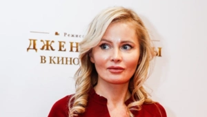 Дана Борисова привела дочь к хирургу Хайдарову: любовь к k-pop довела Дана Борисова привела дочь к хирургу Хайдарову: любовь к k-pop довела