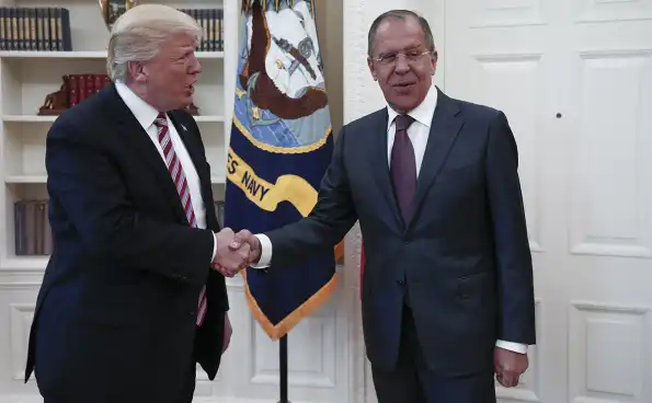 Трамп четыре раза выстрелил в сердце России. Лавров дал «отлуп» Трамп четыре раза выстрелил в сердце России. Лавров дал «отлуп»
