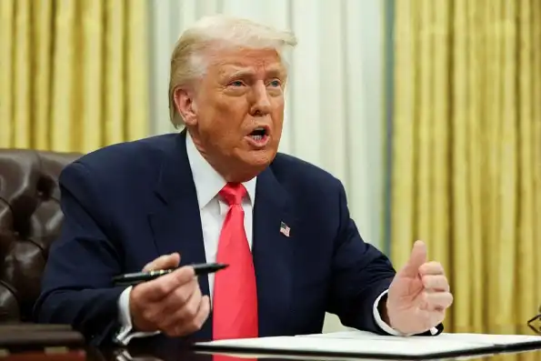 Абсолютно «разносит» Украину на поле боя: Трамп рассердился на Россию из-за успехов СВО Абсолютно «разносит» Украину на поле боя: Трамп рассердился на Россию из-за успехов СВО