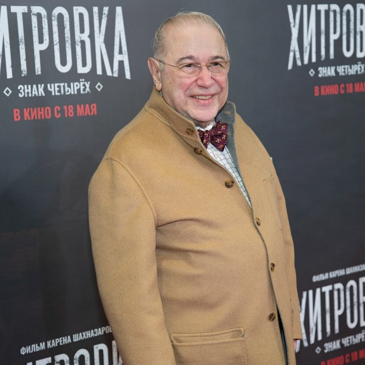 Евгений Петросян после новостей о госпитализации раскрыл, когда выйдет на сцену Евгений Петросян после новостей о госпитализации раскрыл, когда выйдет на сцену