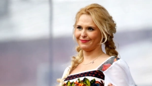 Пелагея проплакала всю ночь, прочитав комментарии о себе Пелагея проплакала всю ночь, прочитав комментарии о себе
