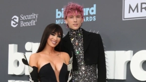 Что сейчас происходит в отношениях Меган Фокс и Machine Gun Kelly после разрыва и рождения ребенка Что сейчас происходит в отношениях Меган Фокс и Machine Gun Kelly после разрыва и рождения ребенка