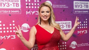 Странная болезнь застала Анну Семенович врасплох — звезда в растерянности Странная болезнь застала Анну Семенович врасплох — звезда в растерянности
