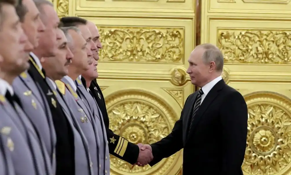 Будем брать Киев: Путин ответил на выкрутасы Зеленского в Стамбуле Будем брать Киев: Путин ответил на выкрутасы Зеленского в Стамбуле