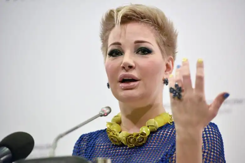 «Меня выживают из семьи»: от сбежавшей на Украину Максаковой отвернулись родные дети «Меня выживают из семьи»: от сбежавшей на Украину Максаковой отвернулись родные дети