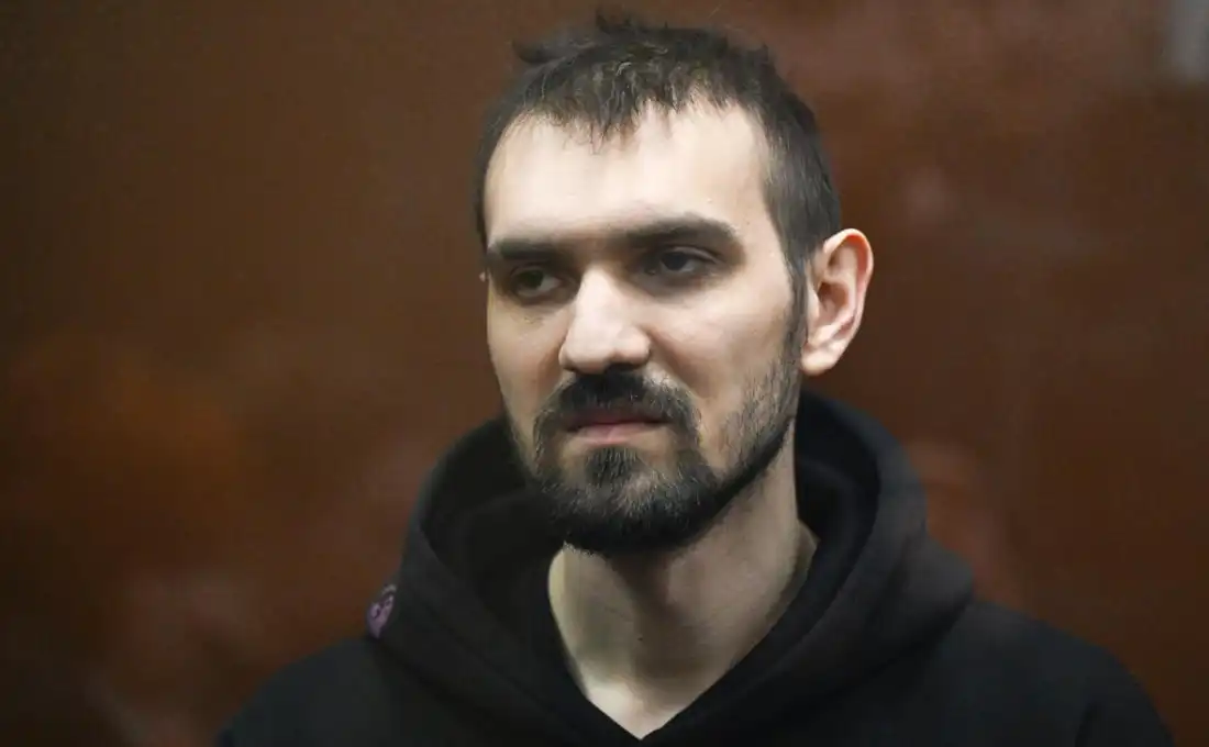 Шутки за 600 тысяч: комик Останин отправился со сцены в СИЗО за насмешки над СВО Шутки за 600 тысяч: комик Останин отправился со сцены в СИЗО за насмешки над СВО