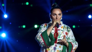 Елена Ваенга отменила концерт из-за проблем со здоровьем Елена Ваенга отменила концерт из-за проблем со здоровьем